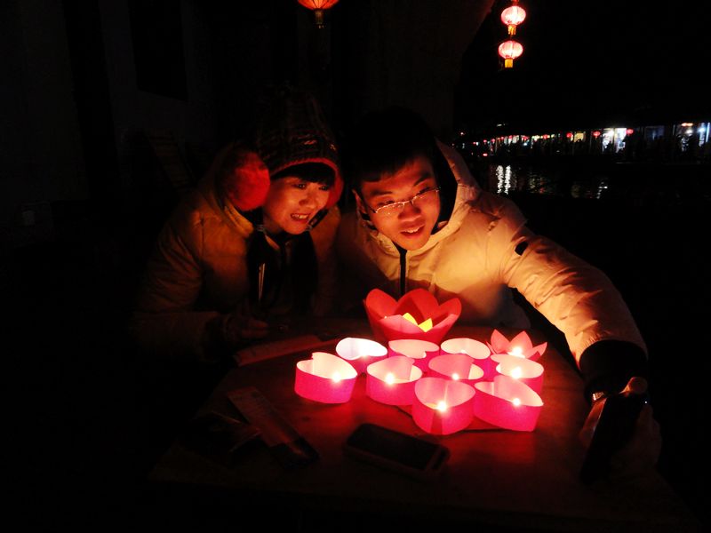 2339351plef7betns38zst.jpg