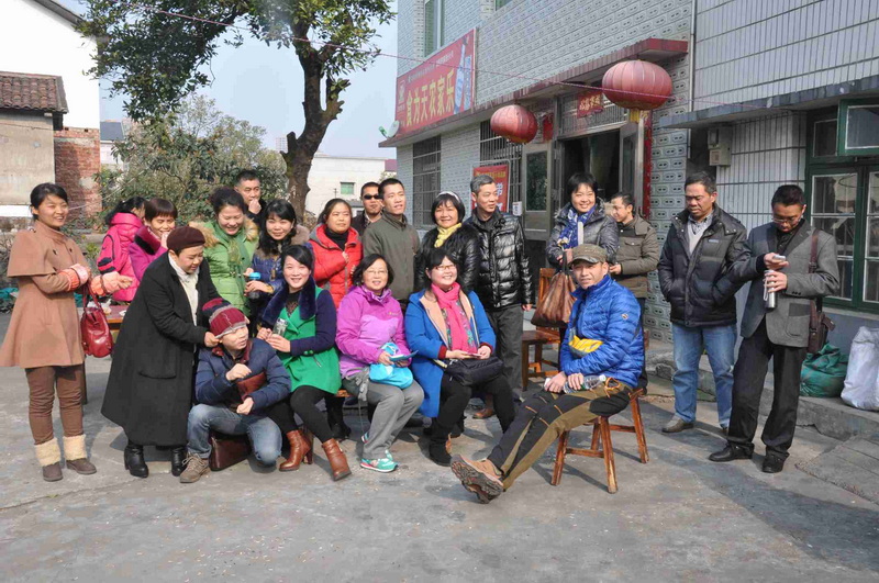 农家乐小院里