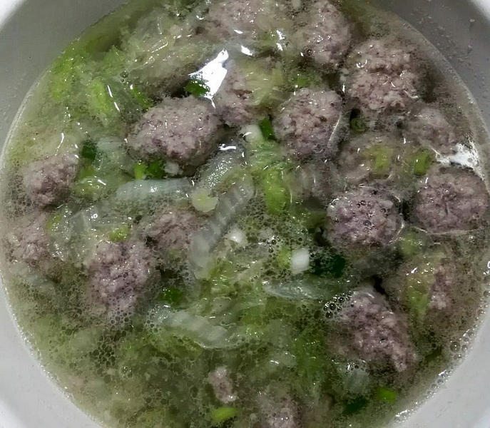 白菜元子汤