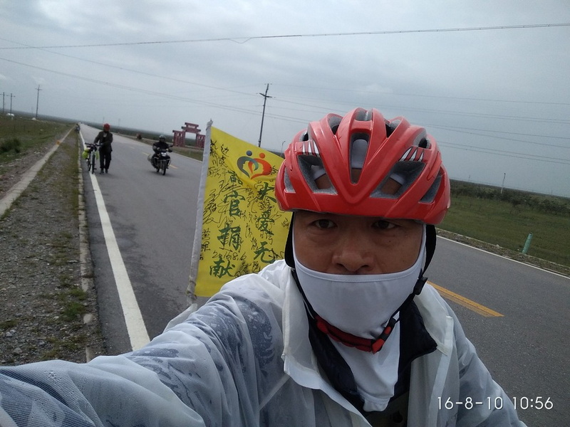 队员紧跟