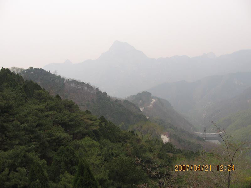 泰山雄峰