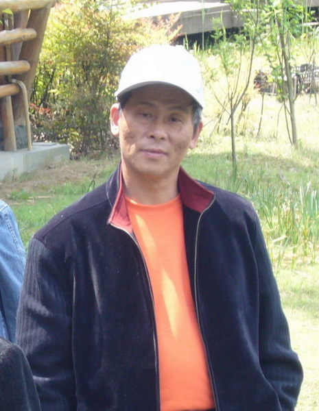 v8U90jEr.jpg