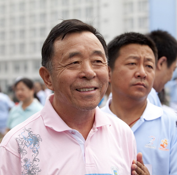 四届移运会上的肖像(慢慢的发)