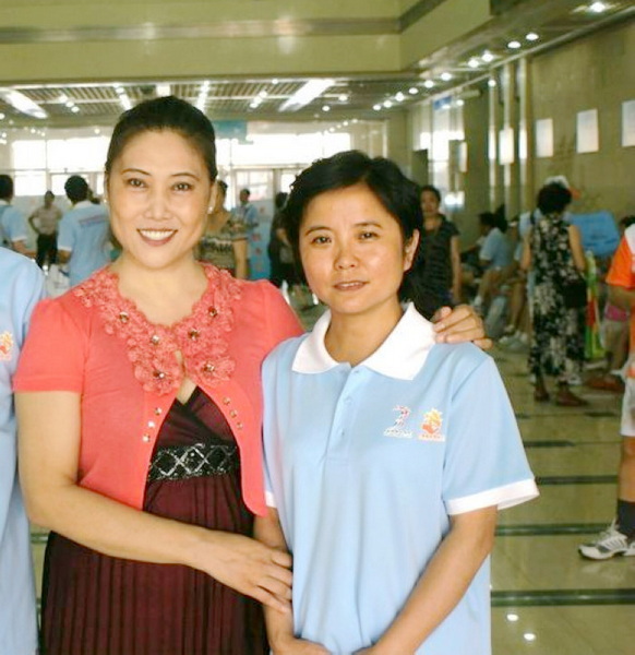 论坛美女隆重登场!---我与美女的第一次约会(陆续添加中.....)
