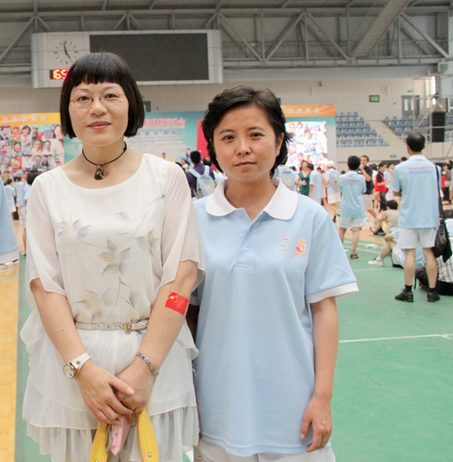 论坛美女隆重登场!---我与美女的第一次约会(陆续添加中.....)