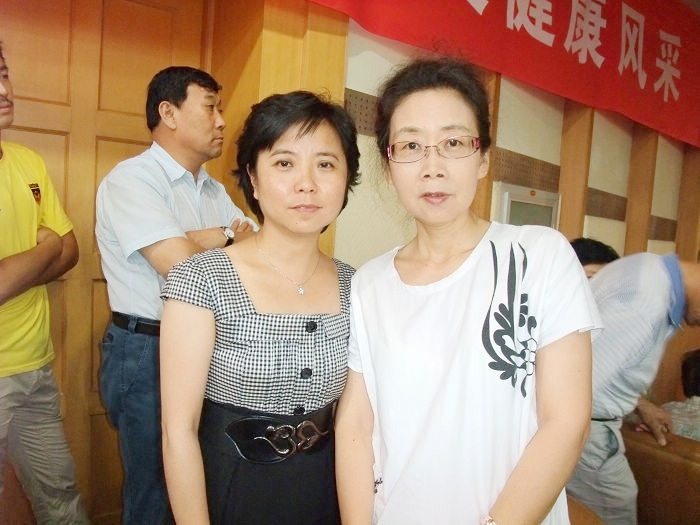 论坛美女隆重登场!