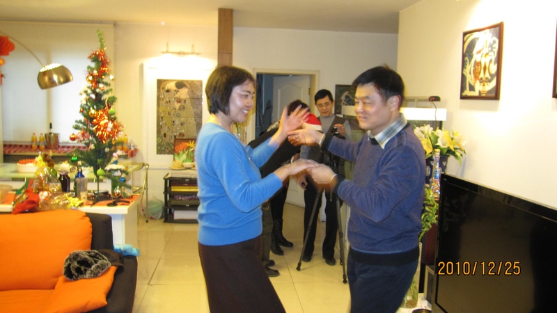 IMG_5917-雪花飘飘和珍惜每一天偏偏起舞.jpg
