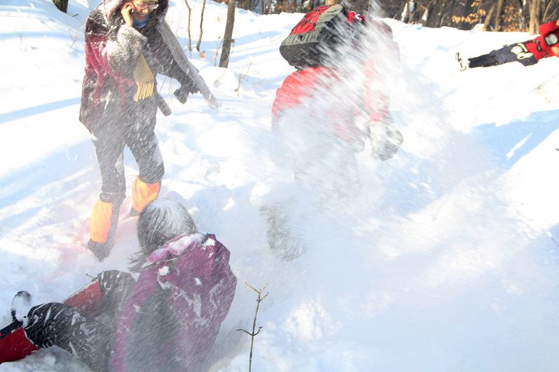 打雪仗的混战现场