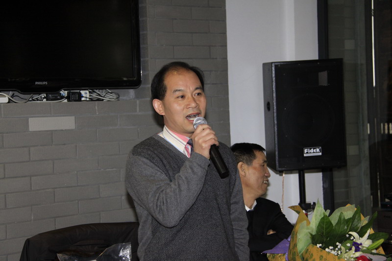小虎代表寿星发言