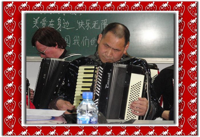 自拉自唱《我的老父亲》