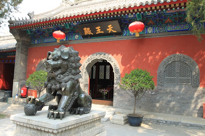 山门（北京法源寺）