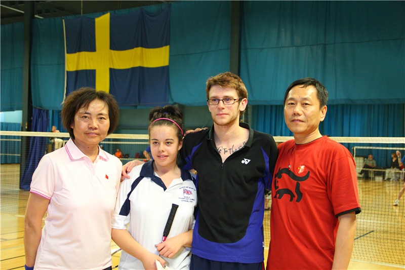 第二场和英国队年轻队员合影 .jpg