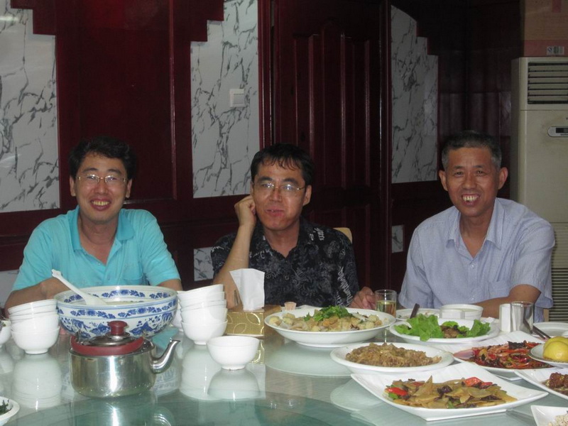 因为有这些热心的叔叔——所以我们的旅程很精彩.jpg