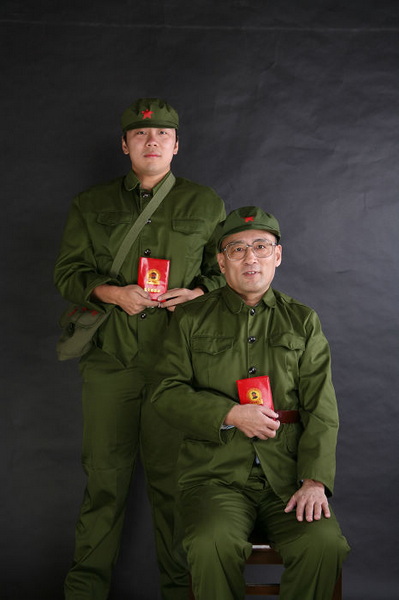 陈伯达、康生专案组的首长与警卫员.JPG
