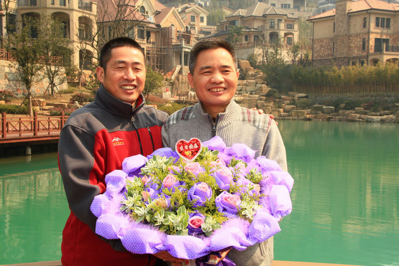 来校长与又一村