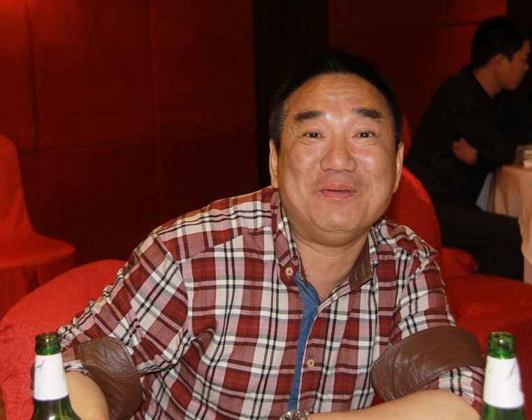 李胜光.jpg