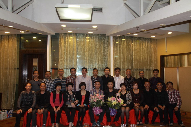 合影2.jpg