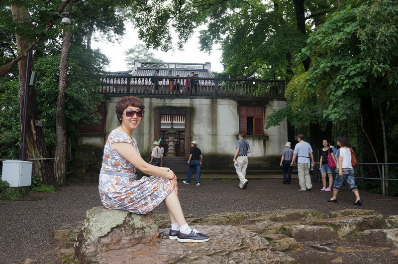 美女乔君.jpg