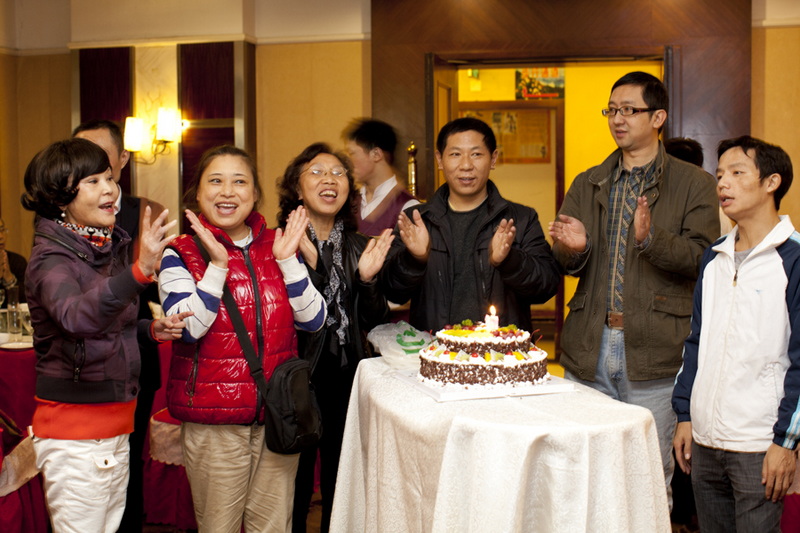 唱生日歌