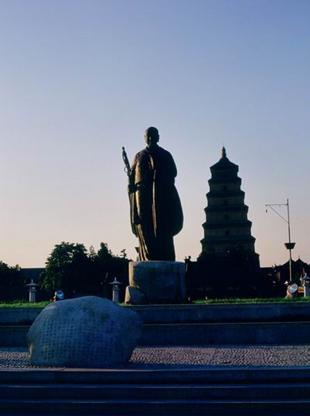玄奘-2.jpg