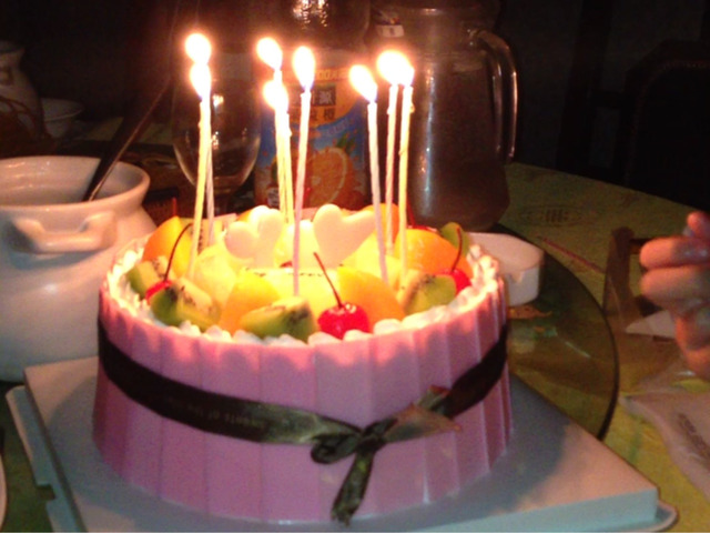 八岁生日蛋糕.jpg