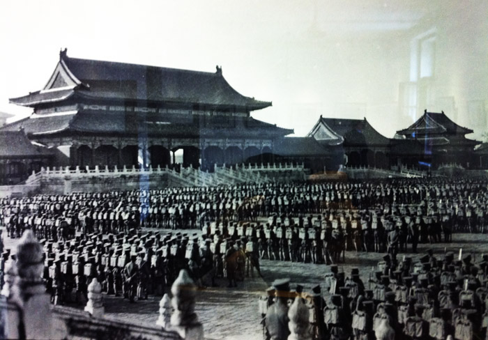 1918年庆祝一战胜利太和殿大阅兵1jpg.jpg