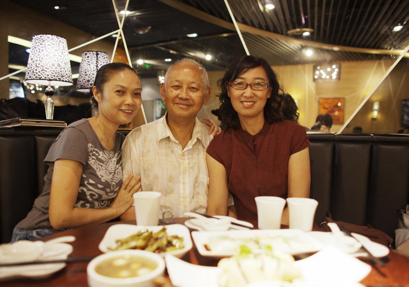 179 浪漫庆祝八一 笑乐汉 2011-8-3 0803.jpg