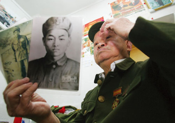 活着的“上甘岭烈士”胡金海.jpg