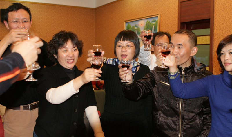 深圳聚会拉开大幕