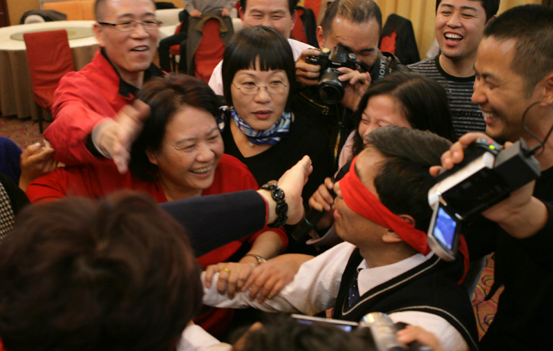 深圳聚会拉开大幕