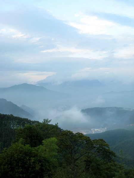 [原创摄影]山乡的早晨