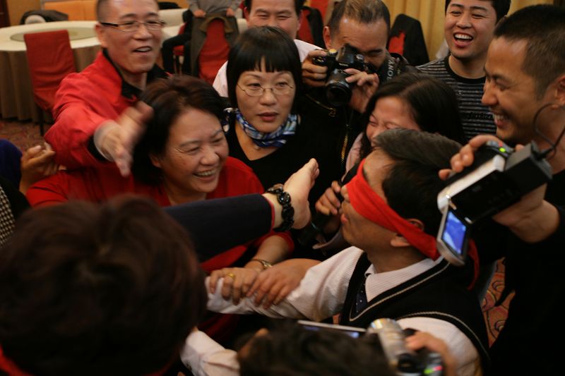 深圳聚会拉开大幕