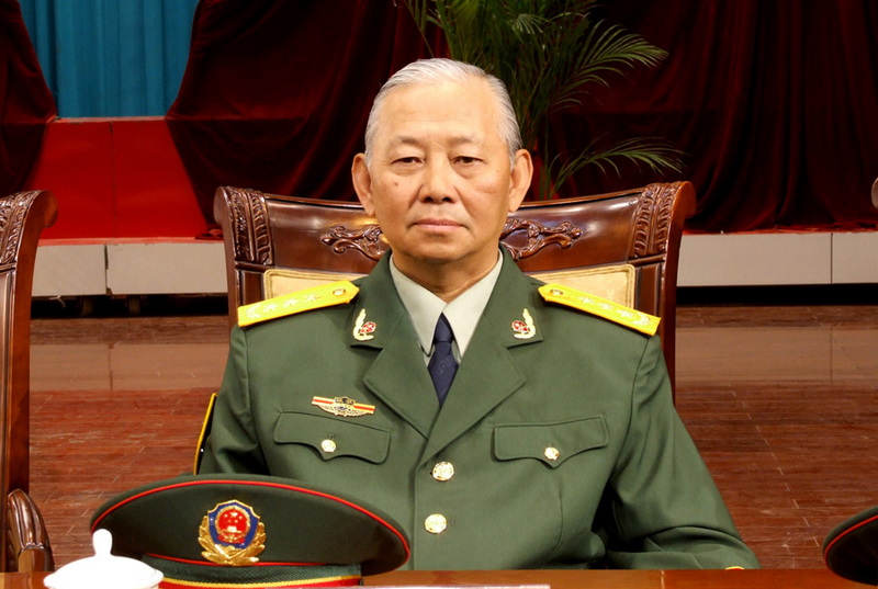 十五的月亮十六圆