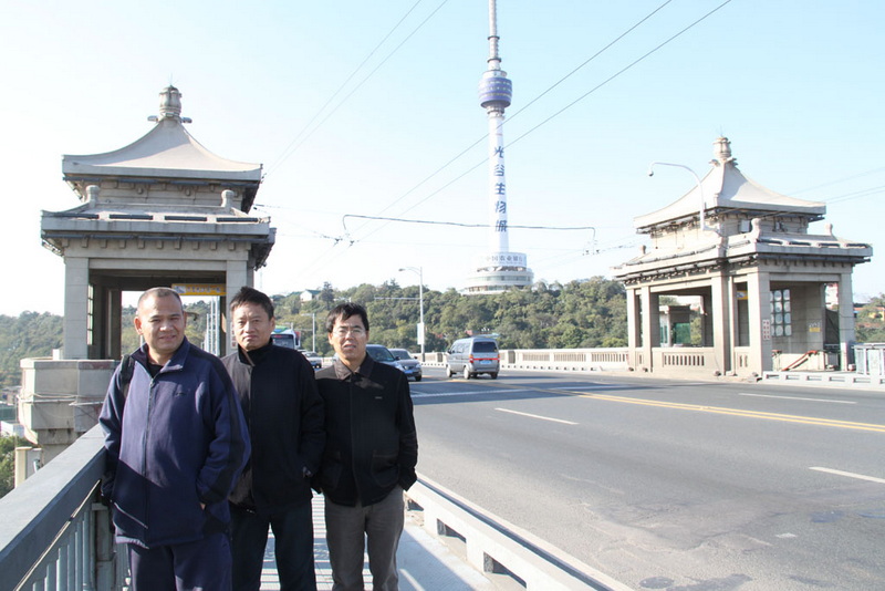 武汉四大圆满的结束了，令人难忘的，回味无穷的聚会场面仍然在眼前闪现