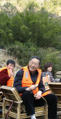 九岁的一村向大家致谢啦