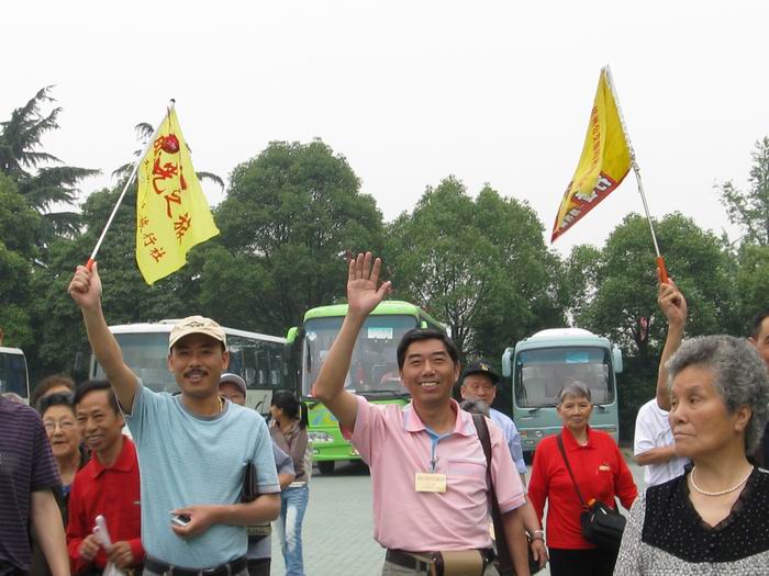 肝友结伴游黄山、相聚三天乐逍遥