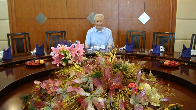 [推荐]矍铄八旬翁，感恩肝移植