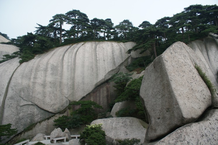 再发几张《天柱山》的国画