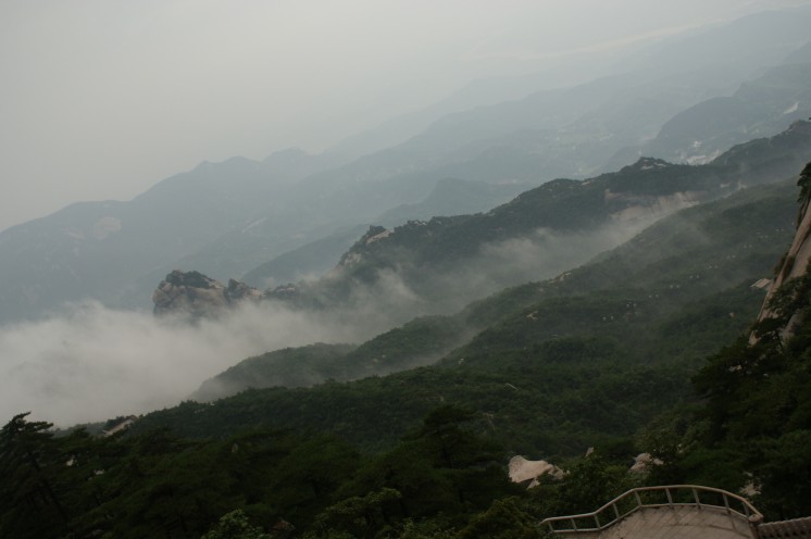 再发几张《天柱山》的国画