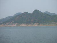 游山玩水