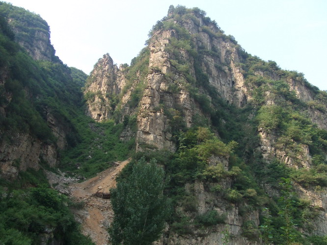 游山玩水