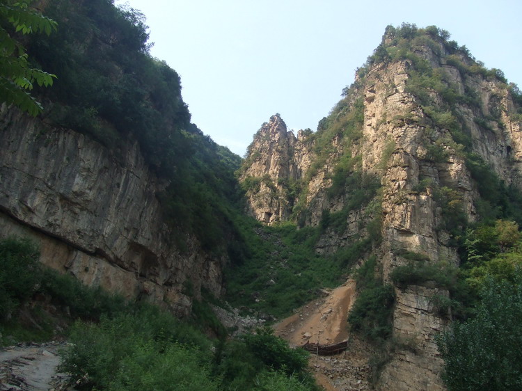 游山玩水