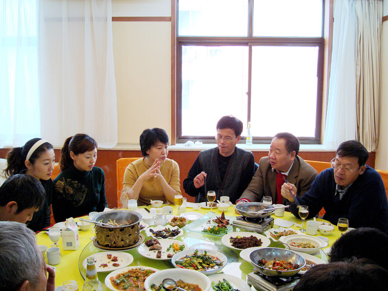 [推荐]新年伊始，彩虹俱乐部慰问移植门诊大夫护士