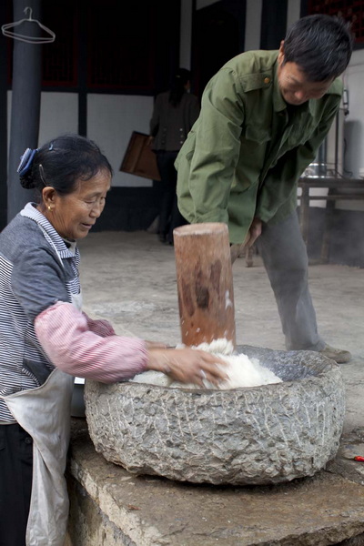 开宝马，玩徕卡-体验富人生活