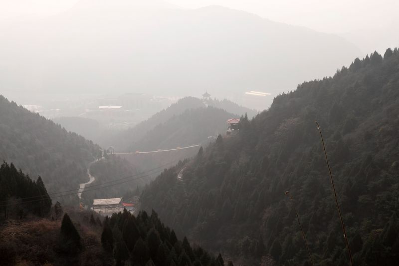 [推荐]初冬拉练圣泉山