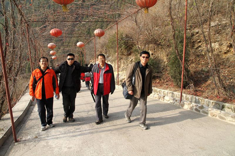 [推荐]初冬拉练圣泉山