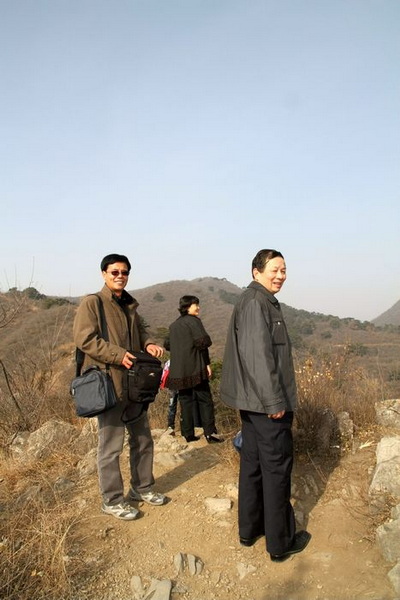 [推荐]初冬拉练圣泉山