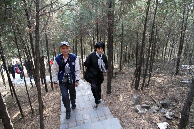 [推荐]初冬拉练圣泉山