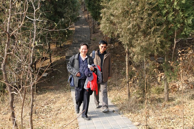 [推荐]初冬拉练圣泉山