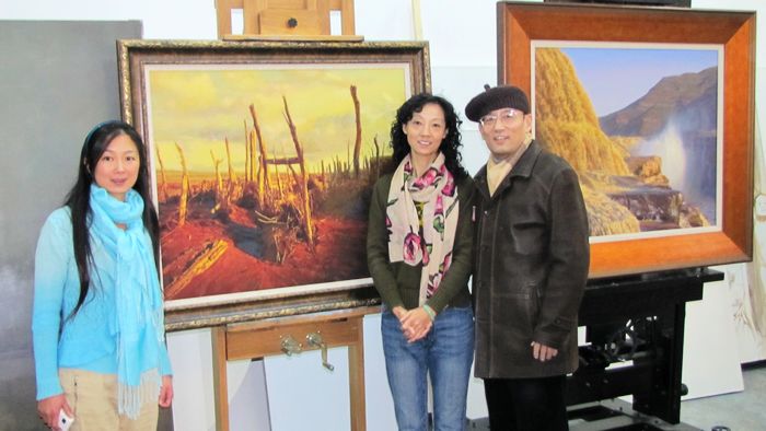 周末与感恩的心去北京通县宋庄画家村参加家庭画展聚会并看望移植的大姐